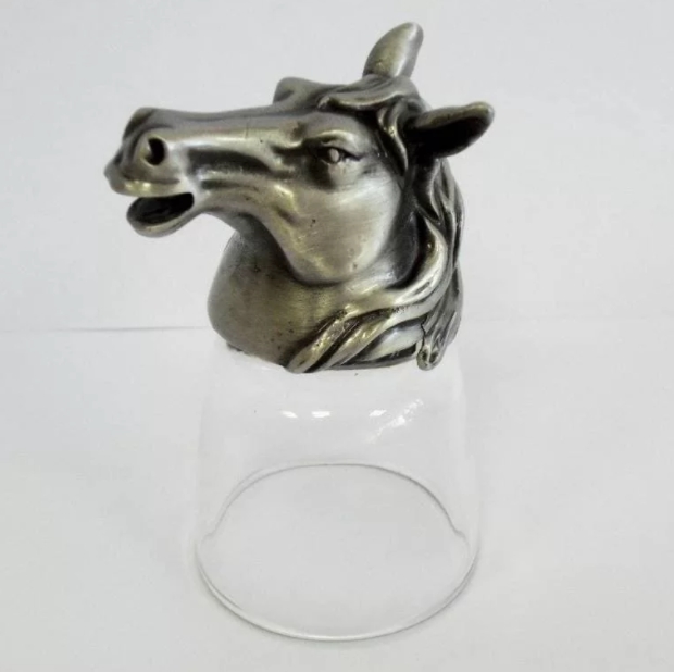 Рюмка Лошадь